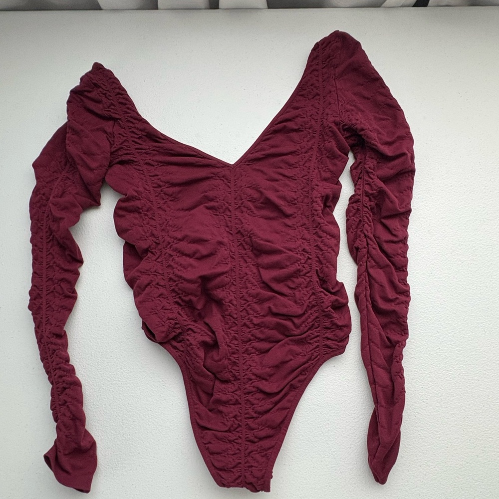 Intimately‎ Free People Ruched Long Sleeve Bodysuit Burgundy Wine XS/S V-Neck